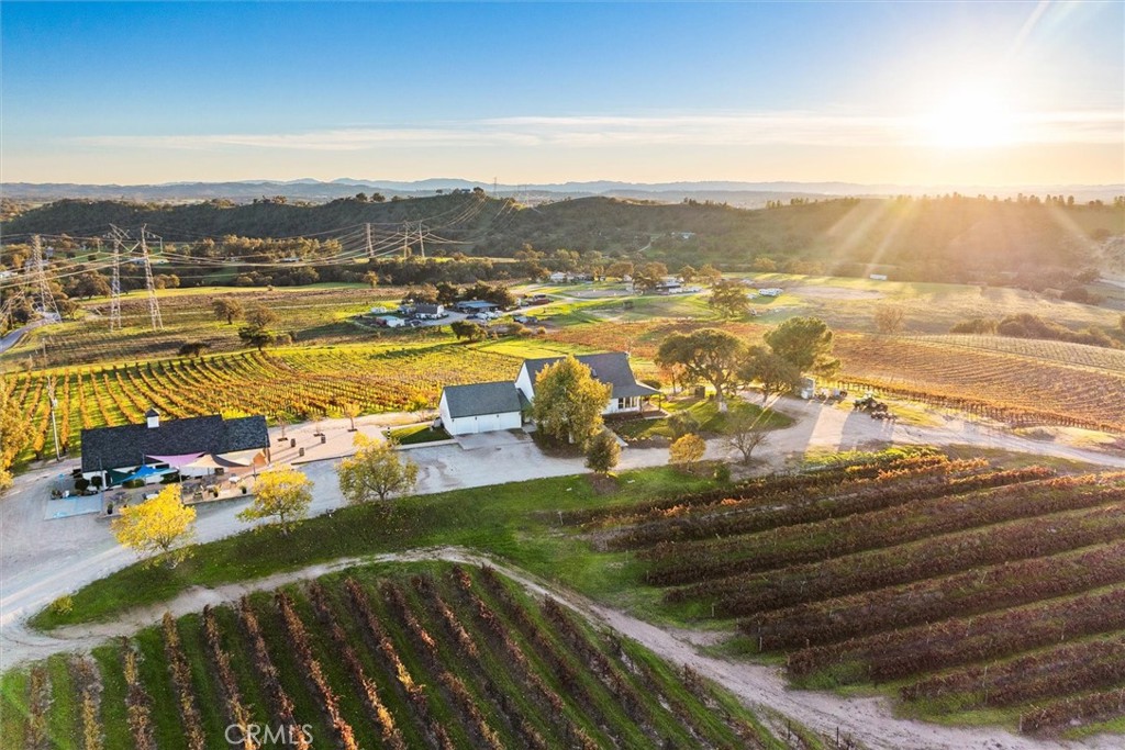 1985 Penman Springs, Paso Robles, CA 93446