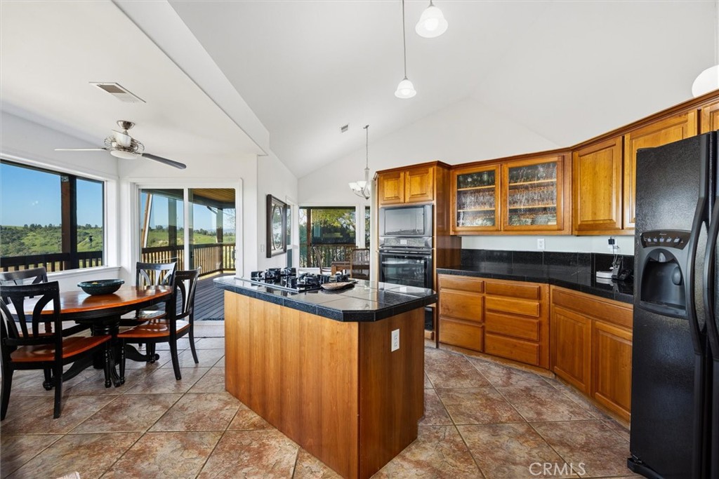 1985 Penman Springs, Paso Robles, CA 93446