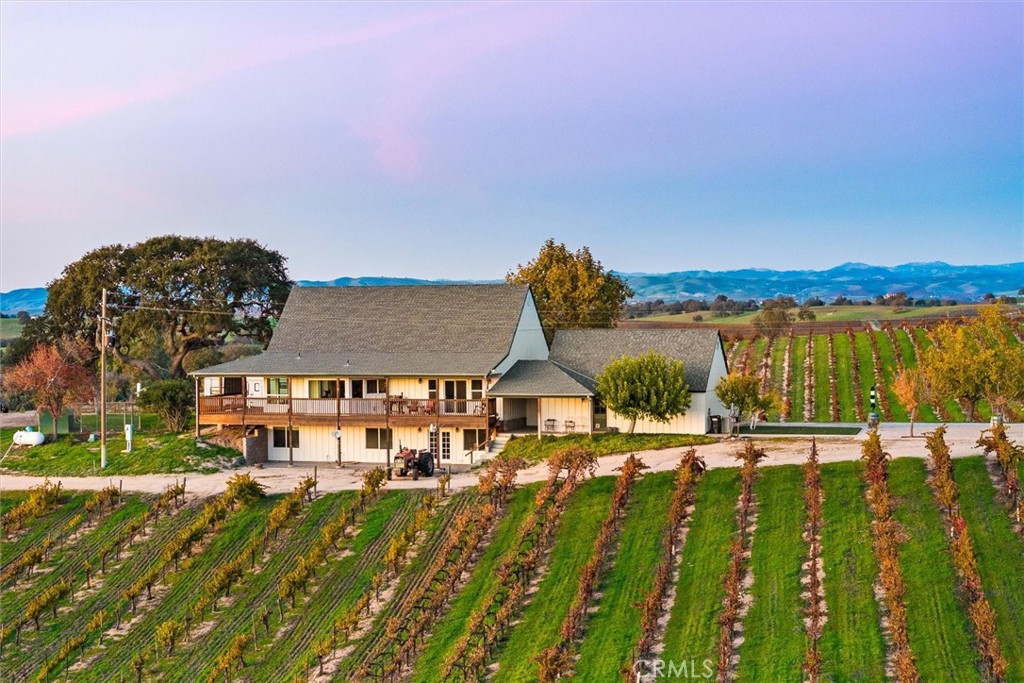 1985 Penman Springs, Paso Robles, CA 93446