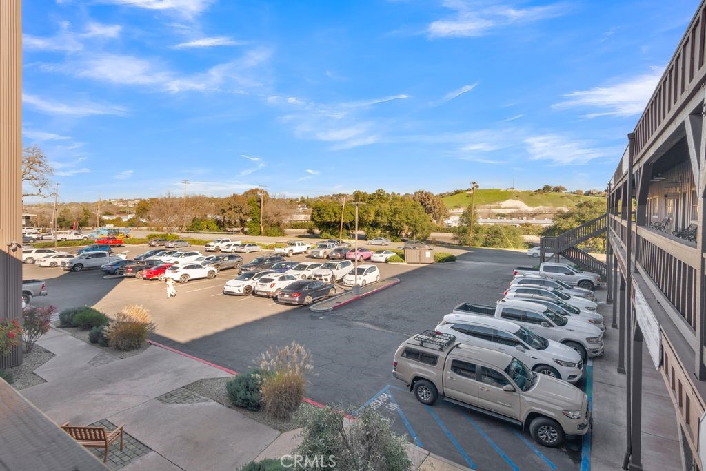 935 Riverside, Paso Robles, CA 93446