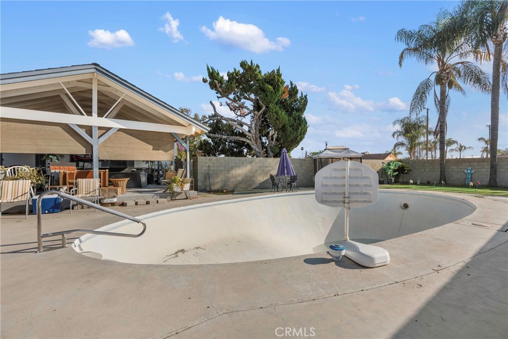 1000 1st, Wasco, CA 93280