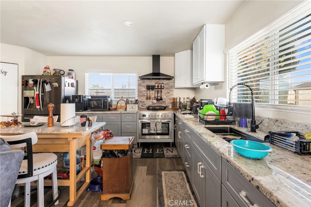 1000 1st, Wasco, CA 93280