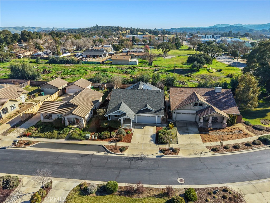 5457 Regio Pl, Atascadero, CA 93422