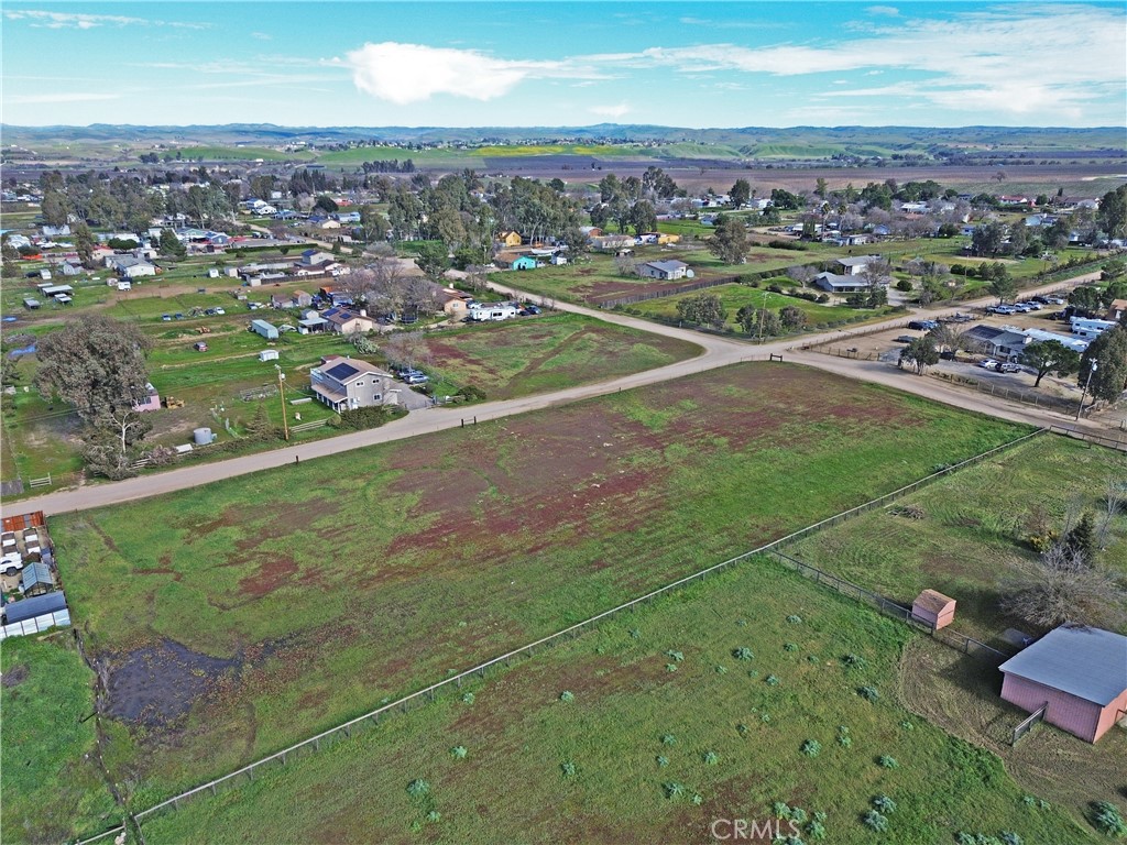 5275 Whispering Oak Way, Paso Robles, CA 93446