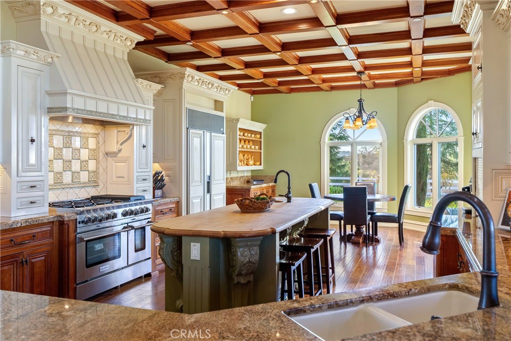 5315 El Pomar Drive, Templeton, CA 93465