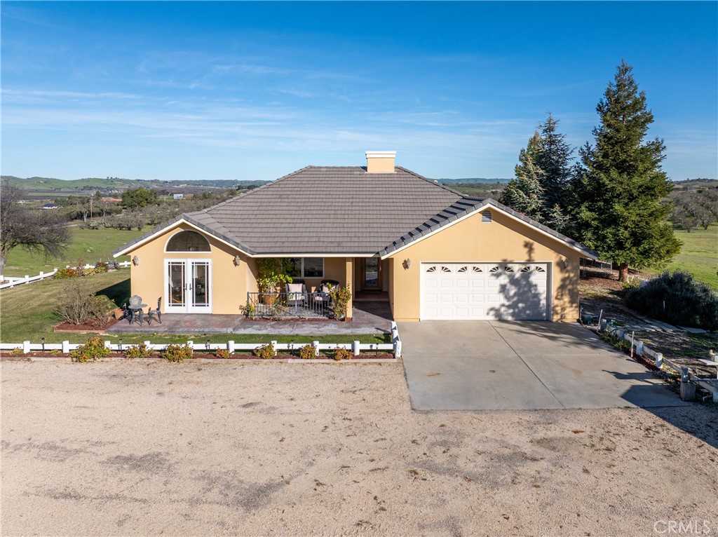 5315 El Pomar Drive, Templeton, CA 93465