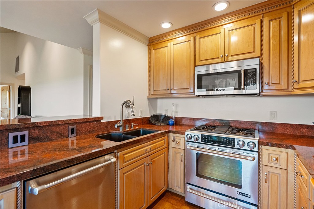 5315 El Pomar Drive, Templeton, CA 93465