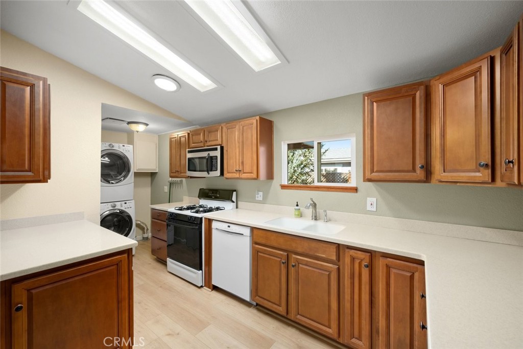 1220 Bennett Way #83, Templeton, CA 93465