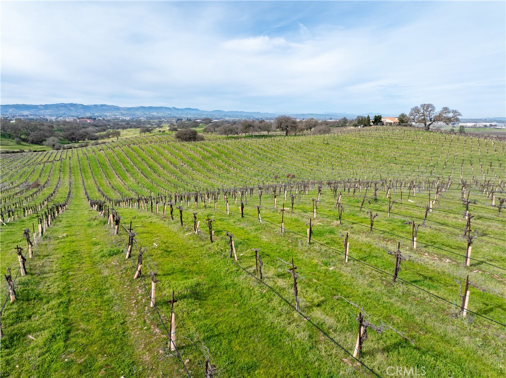 4774 Mill Road, Paso Robles, CA 93446