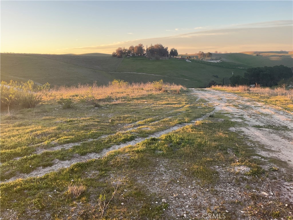 13 Sunburst, Paso Robles, CA 93446