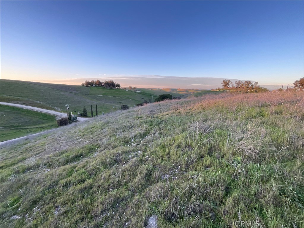 13 Sunburst, Paso Robles, CA 93446