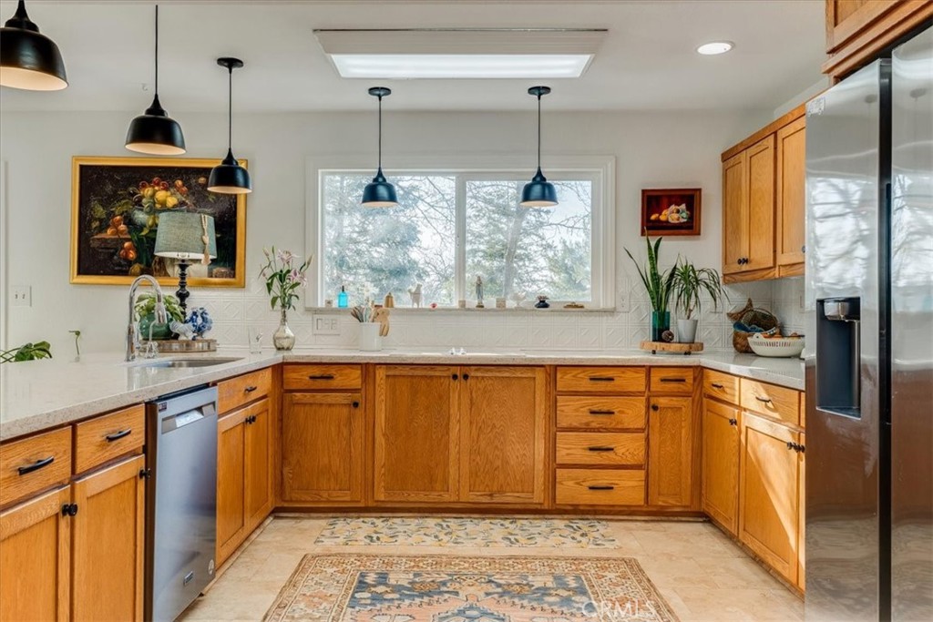 1555 Lyle, Paso Robles, CA 93446