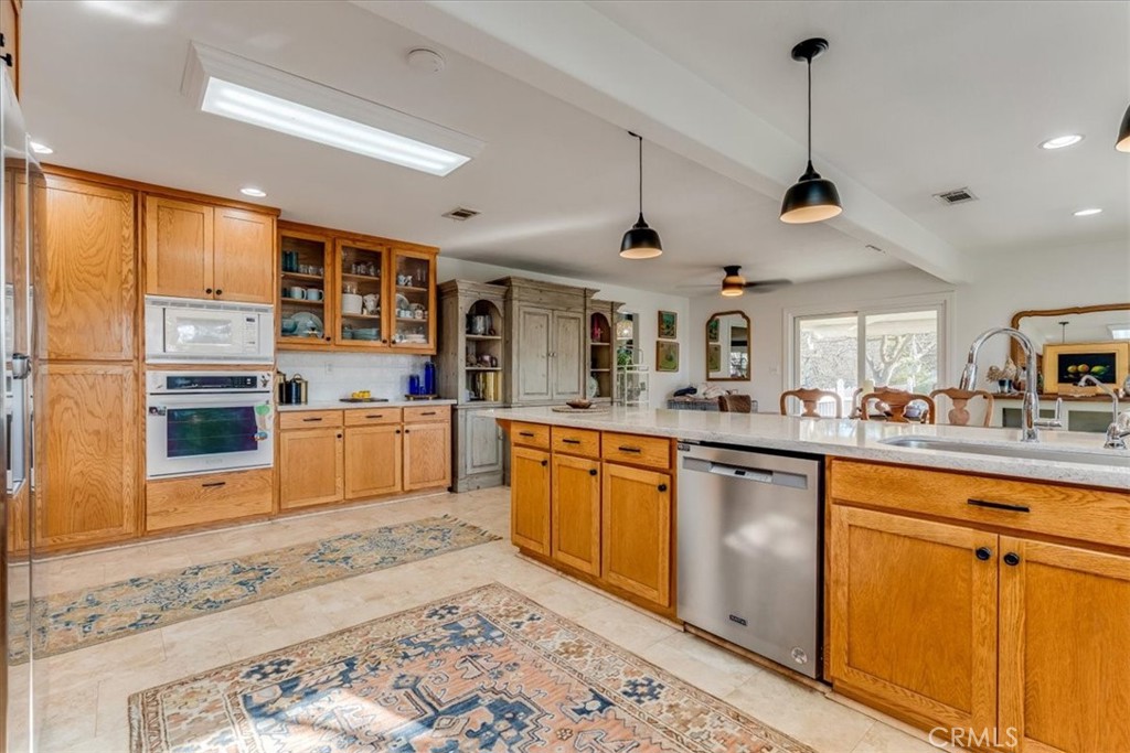 1555 Lyle, Paso Robles, CA 93446