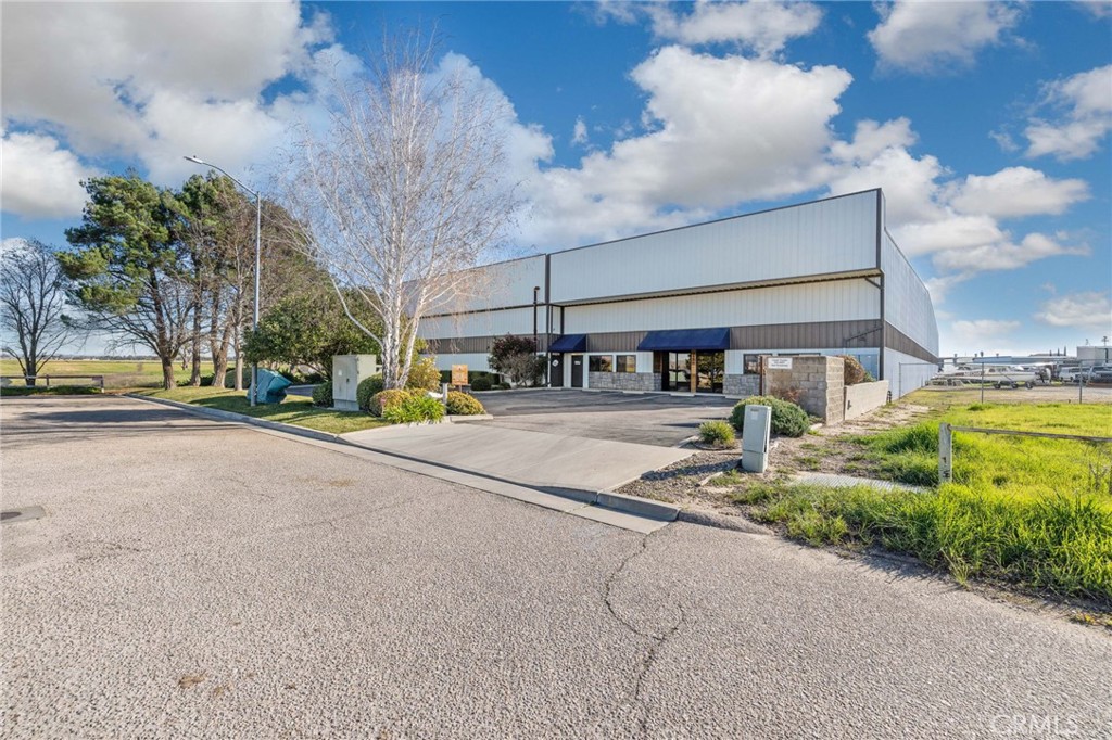 3150 Propeller B & C Dr #B & C, Paso Robles, CA 93446