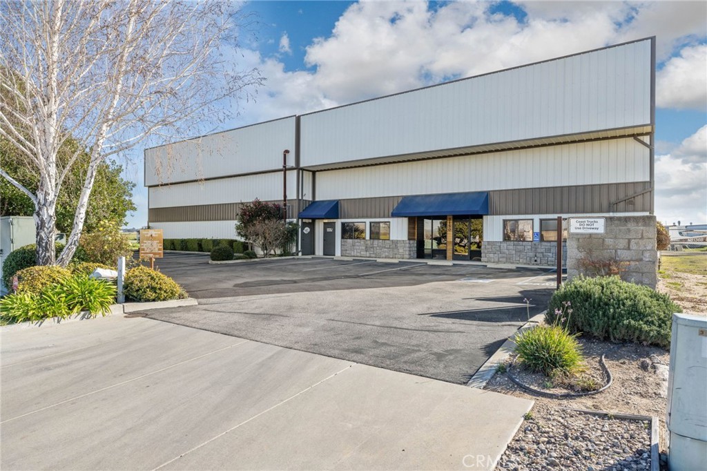 3150 Propeller B & C Dr #B & C, Paso Robles, CA 93446