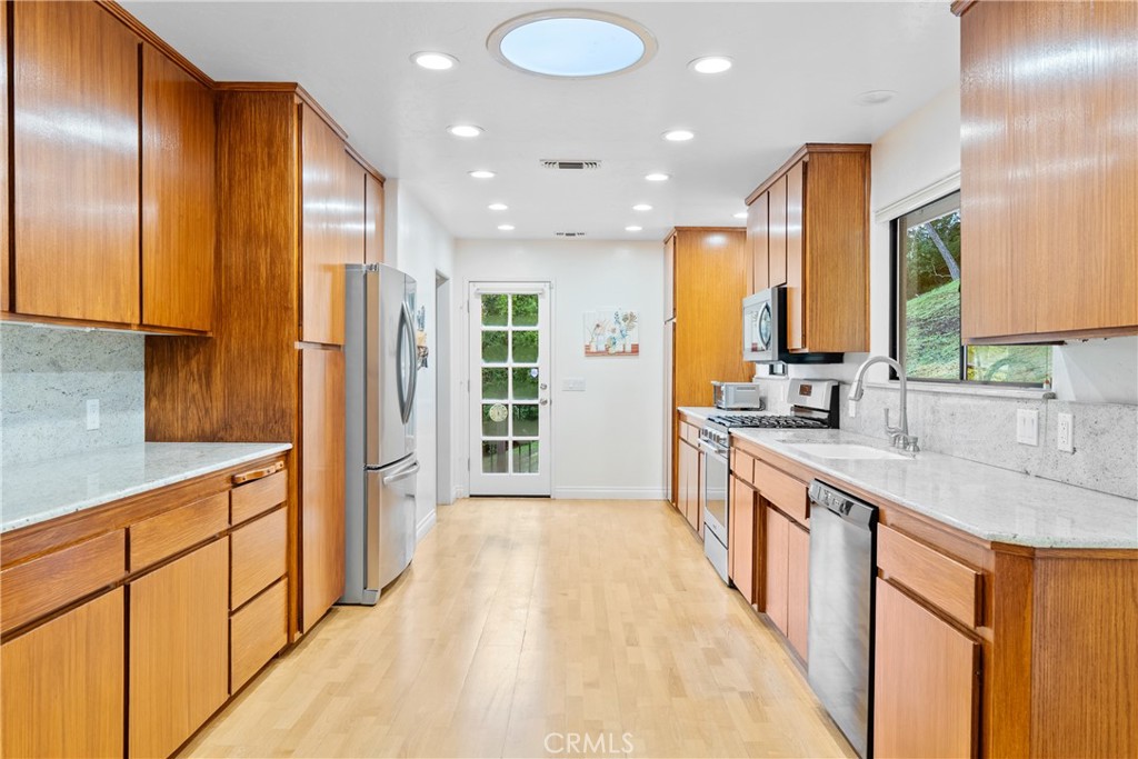 8505 Santa Cruz, Atascadero, CA 93422