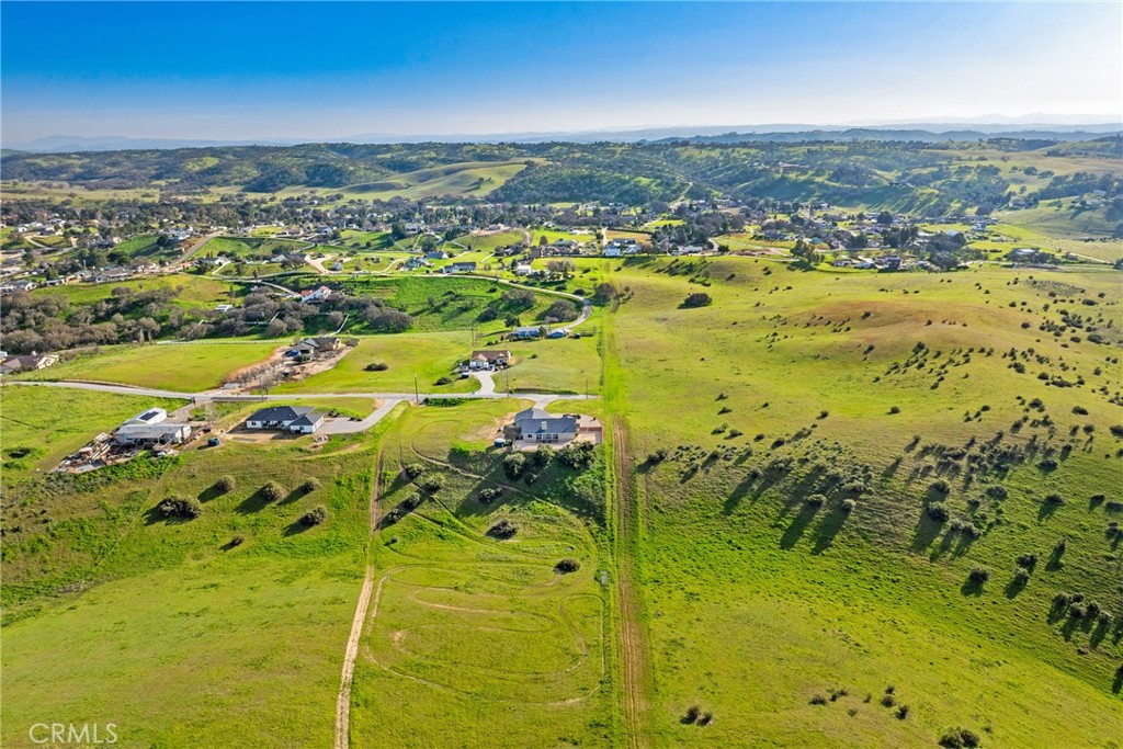 5995 Black Tail Pl, Paso Robles, CA 93446