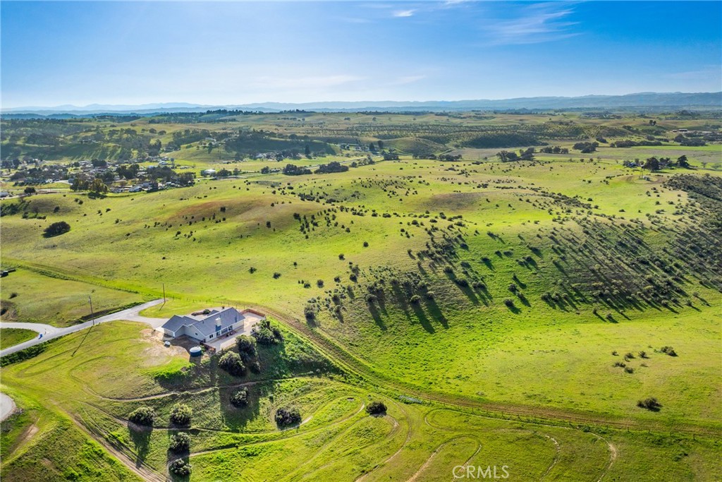 5995 Black Tail Pl, Paso Robles, CA 93446