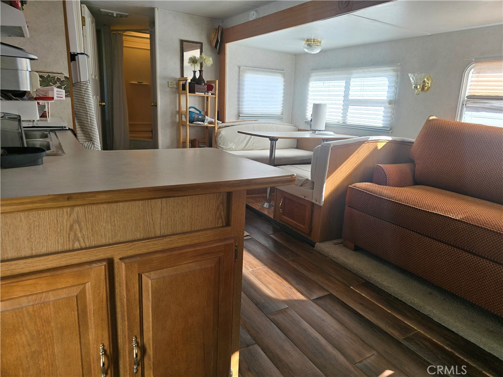 2121 Yellow Gold Cir, Paso Robles, CA 93446