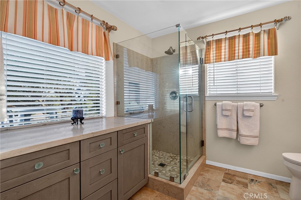 193 Blossom Ct, Paso Robles, CA 93446