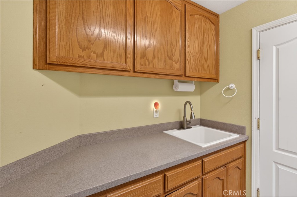 193 Blossom Ct, Paso Robles, CA 93446