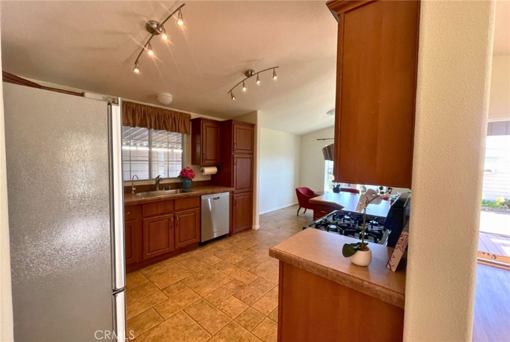 1704 Garnette Dr, San Luis Obispo, CA 93405