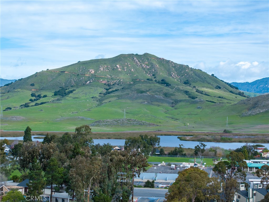 1704 Garnette Dr, San Luis Obispo, CA 93405