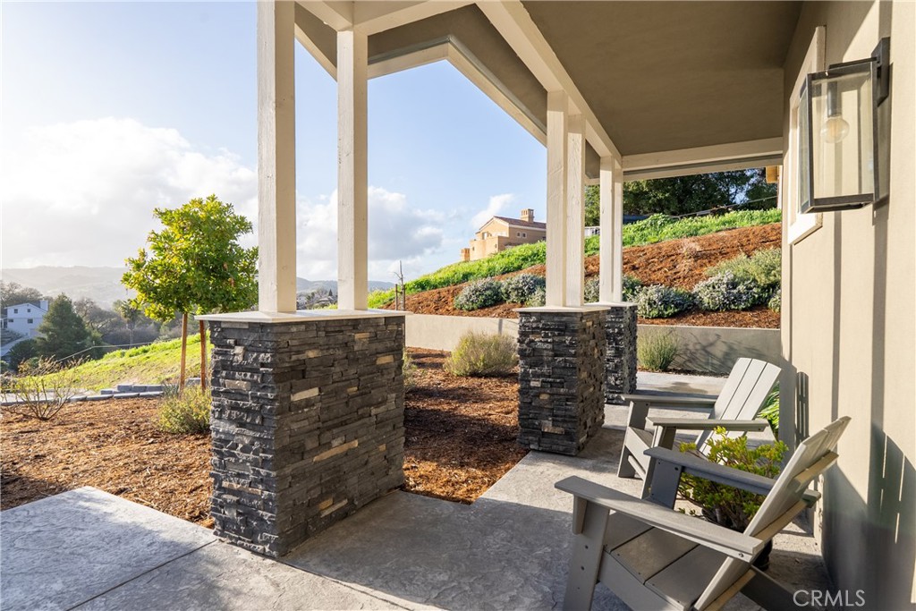 621 Jackson Dr, Paso Robles, CA 93446