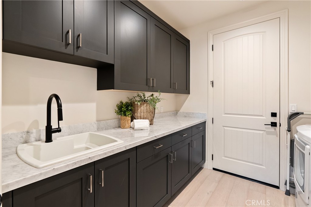 621 Jackson Dr, Paso Robles, CA 93446