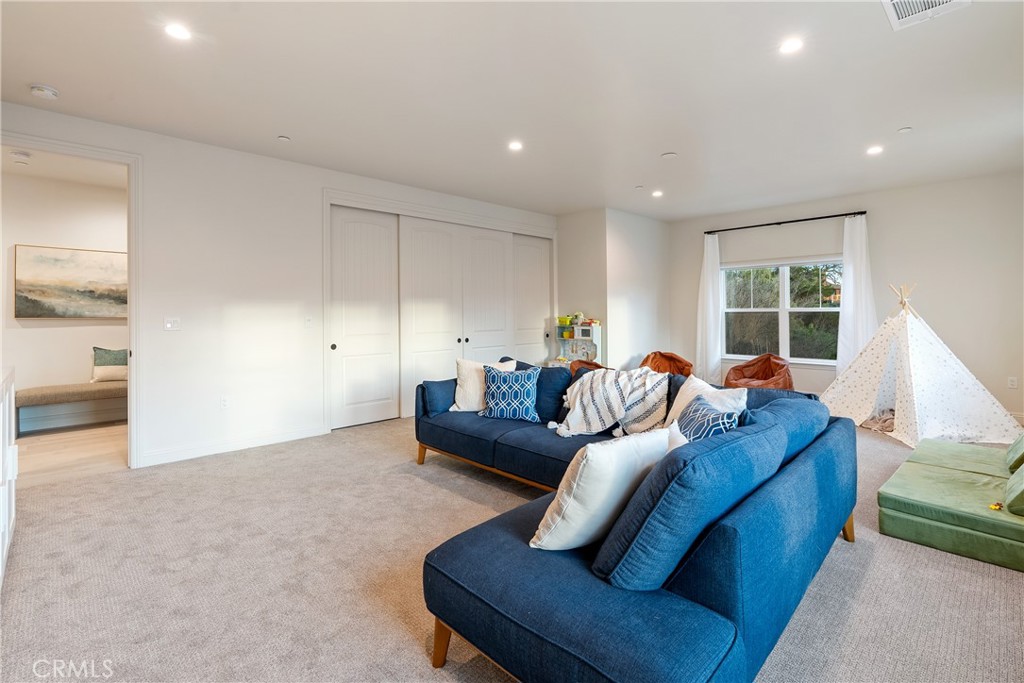 621 Jackson Dr, Paso Robles, CA 93446