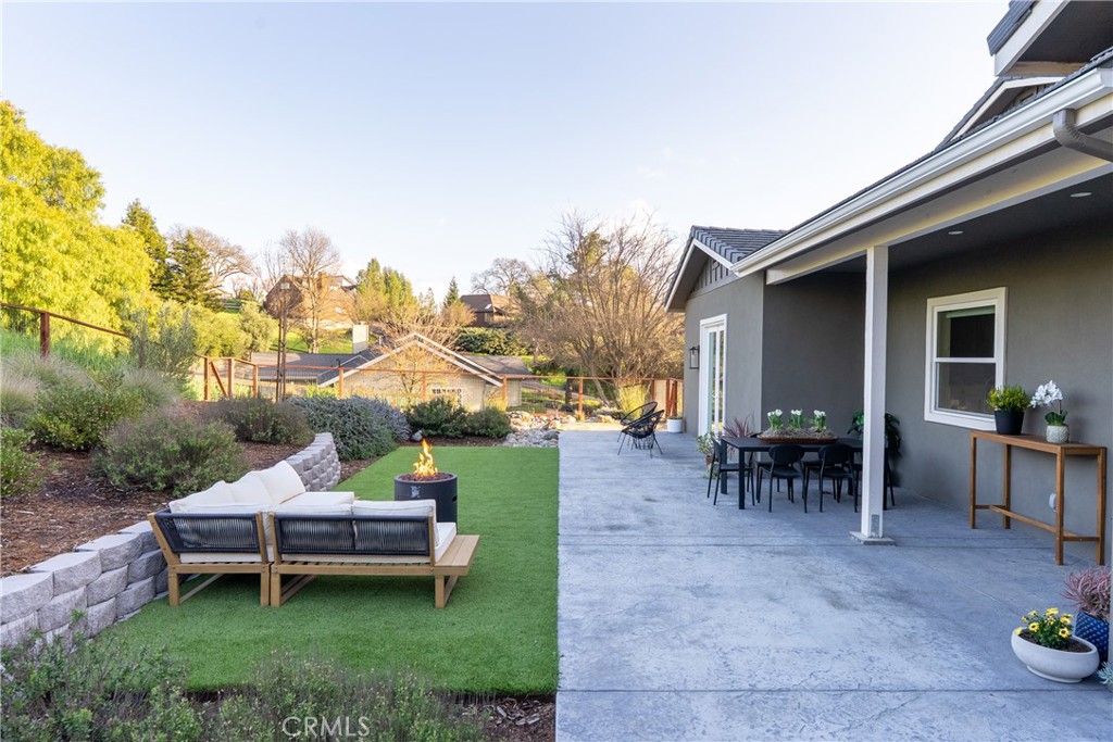 621 Jackson Dr, Paso Robles, CA 93446