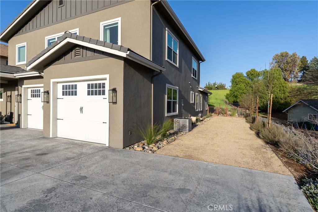 621 Jackson Dr, Paso Robles, CA 93446
