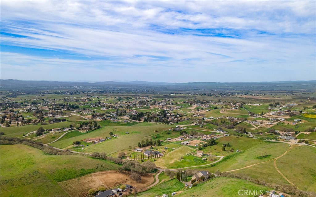 1 Dry Canyon Rd, Paso Robles, CA 93446