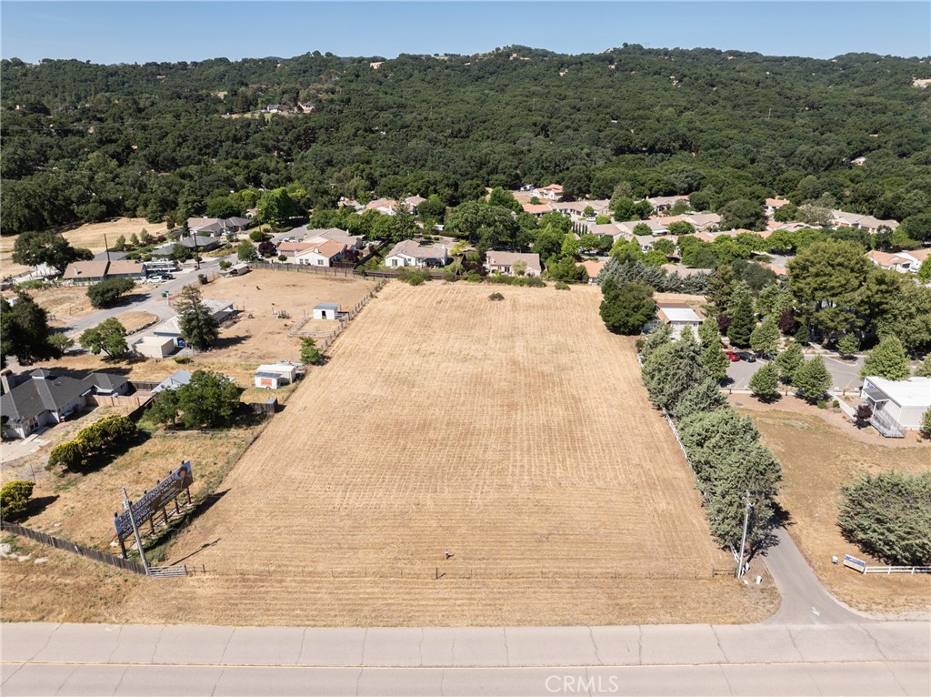 2400 Ramona Road, Atascadero, CA 93422