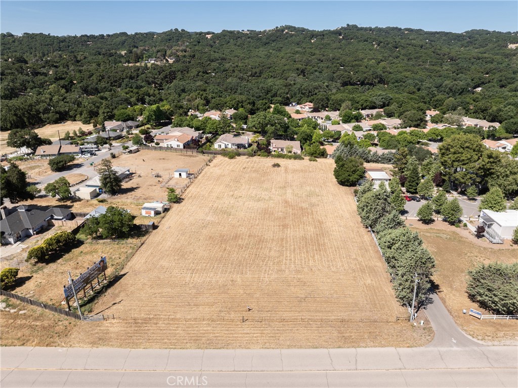 2400 Ramona Road, Atascadero, CA 93422