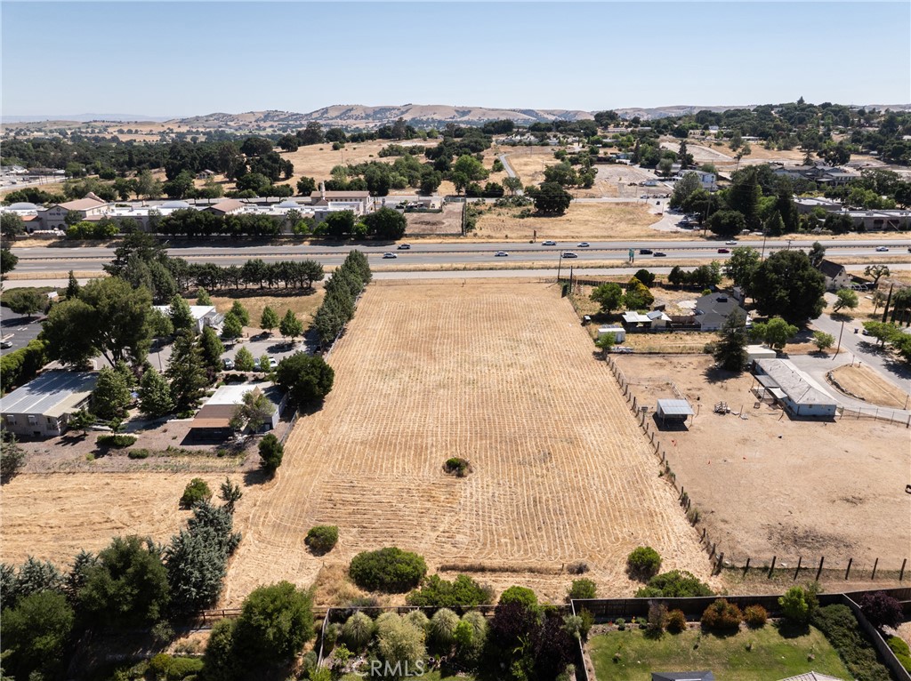 2400 Ramona Road, Atascadero, CA 93422