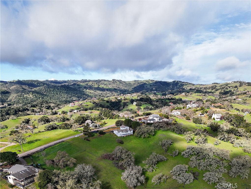 11200 Santa Ana Rd, Atascadero, CA 93422