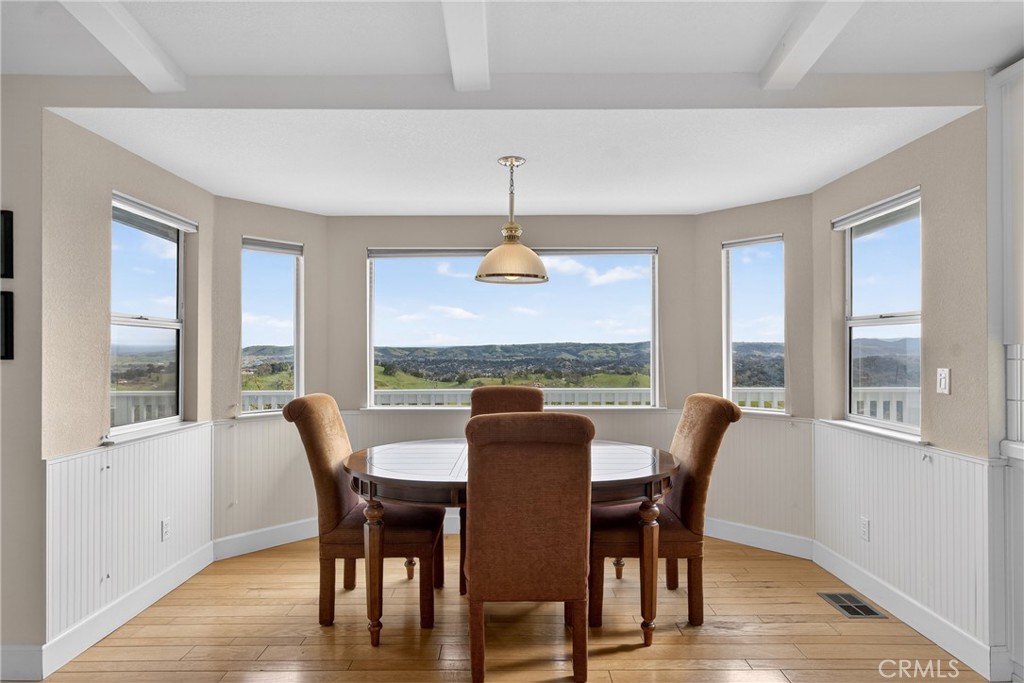 11200 Santa Ana Rd, Atascadero, CA 93422