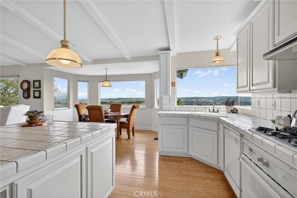 11200 Santa Ana Rd, Atascadero, CA 93422