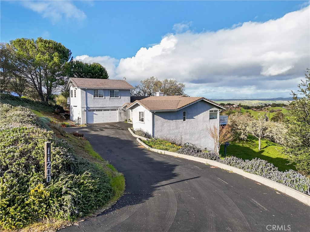 11200 Santa Ana Rd, Atascadero, CA 93422