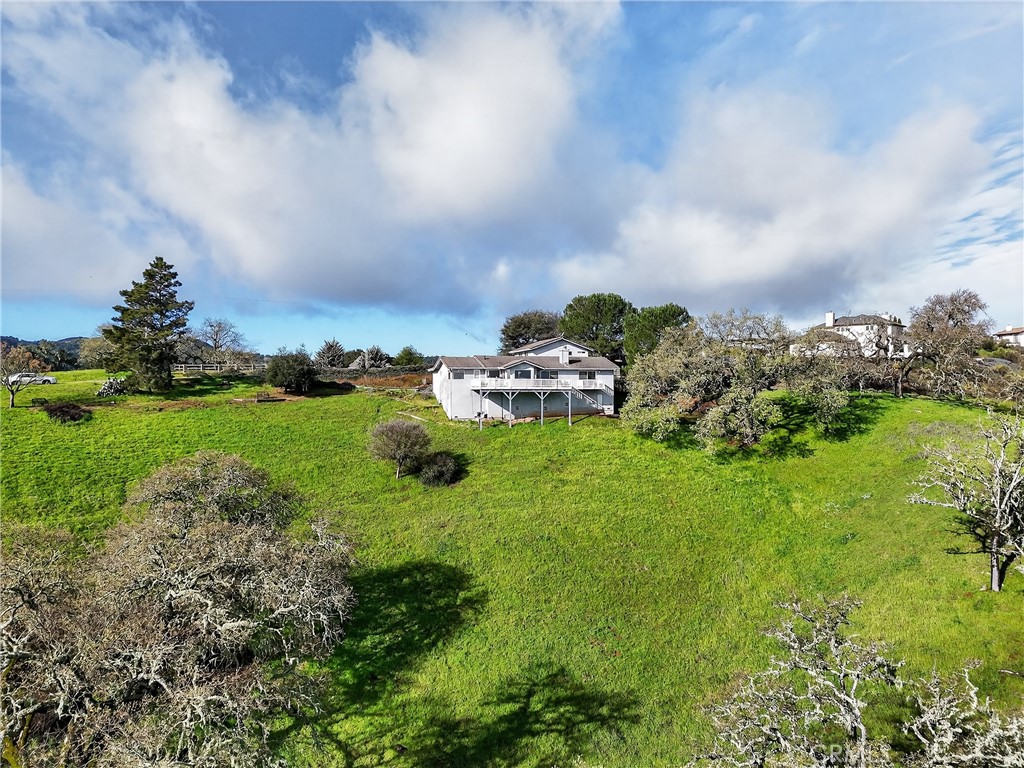 11200 Santa Ana Rd, Atascadero, CA 93422