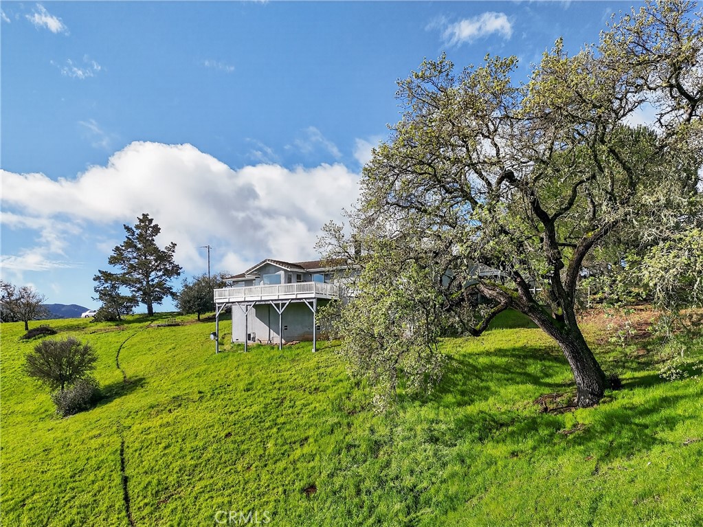 11200 Santa Ana Rd, Atascadero, CA 93422