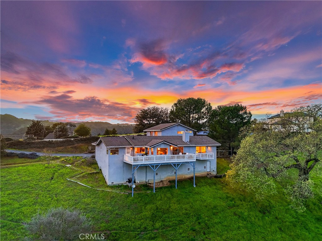 11200 Santa Ana Rd, Atascadero, CA 93422