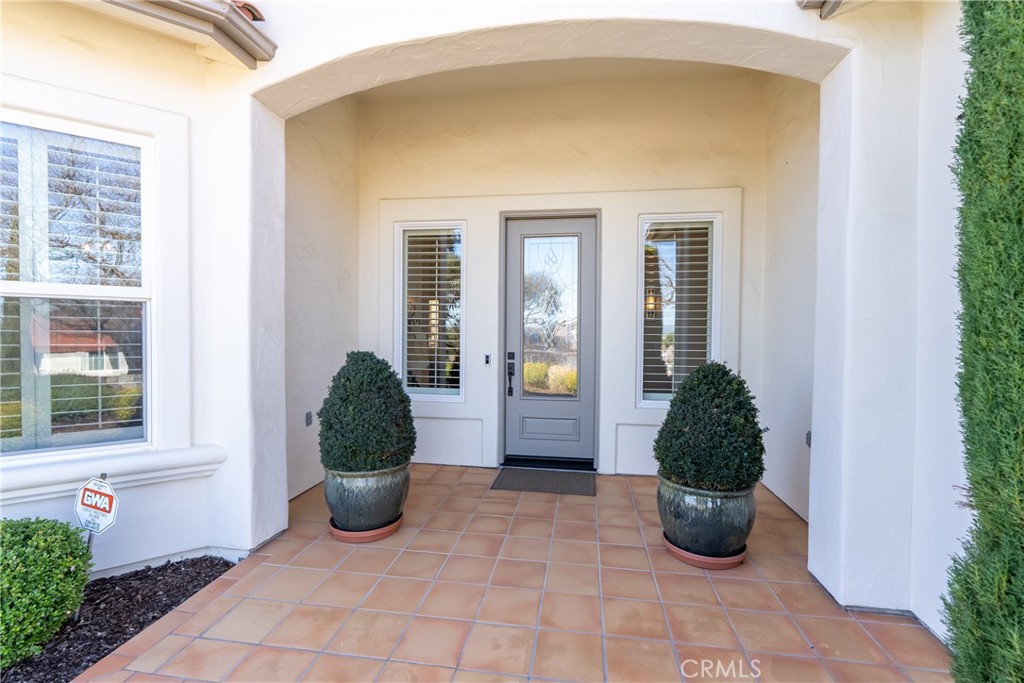 2261 Almond Springs, Paso Robles, CA 93446