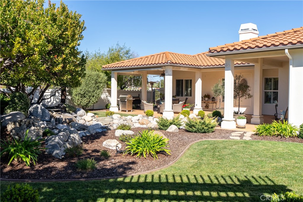 2261 Almond Springs, Paso Robles, CA 93446