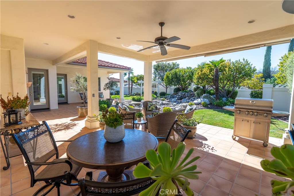 2261 Almond Springs, Paso Robles, CA 93446