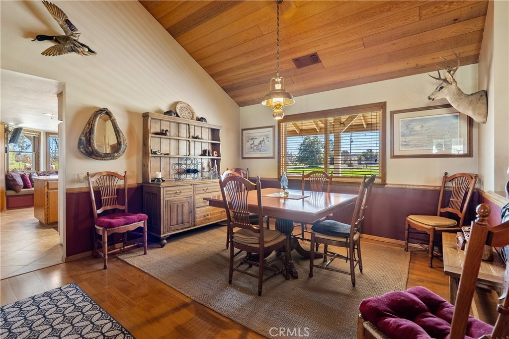 7686 Feenstra Road, Paso Robles, CA 93446