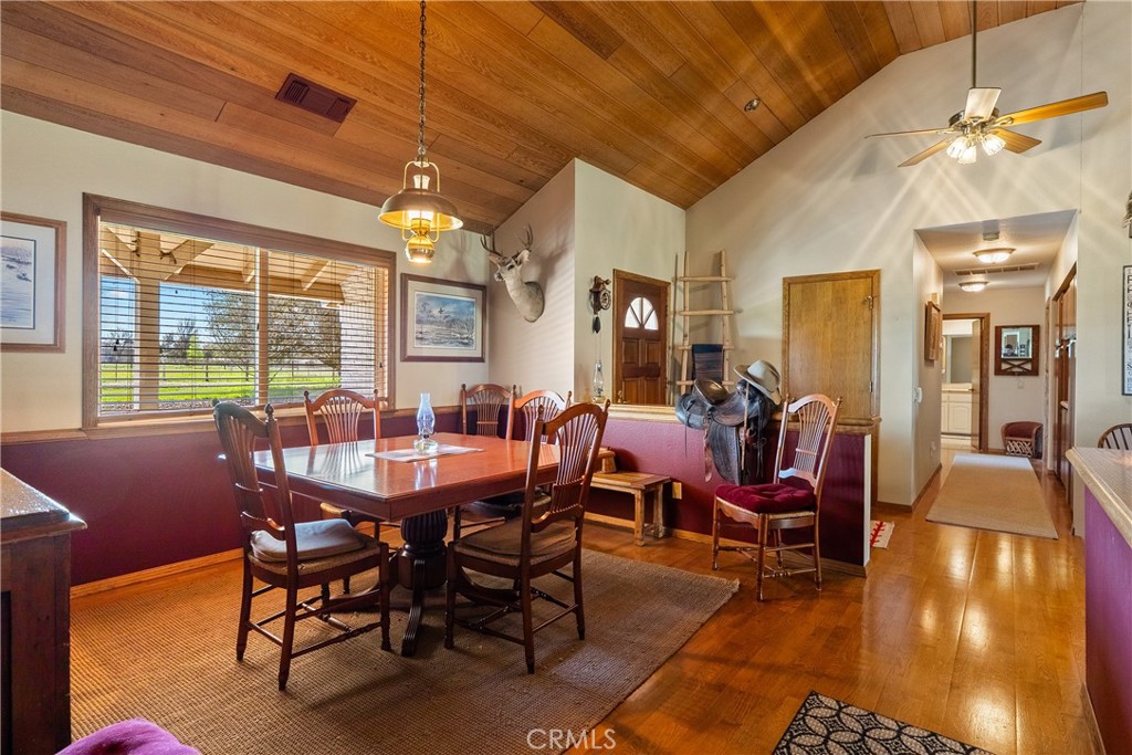 7686 Feenstra Road, Paso Robles, CA 93446