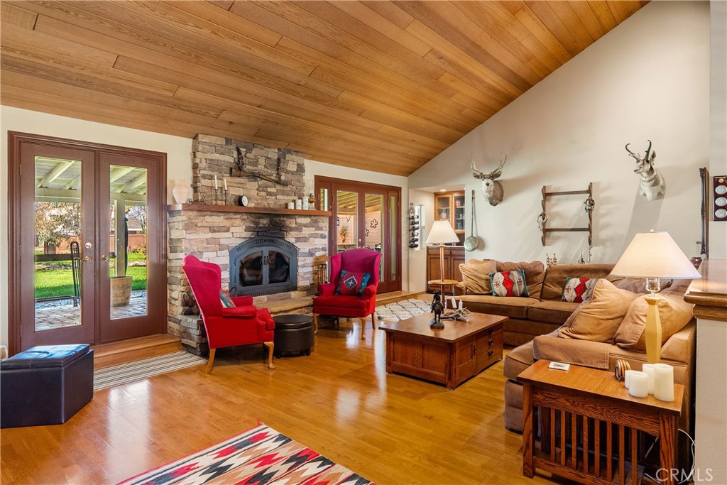 7686 Feenstra Road, Paso Robles, CA 93446