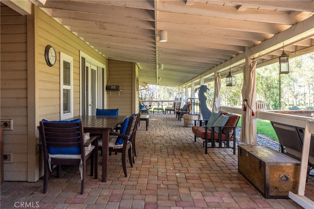 7686 Feenstra Road, Paso Robles, CA 93446